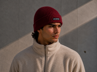 BEANIE ESCAPISM