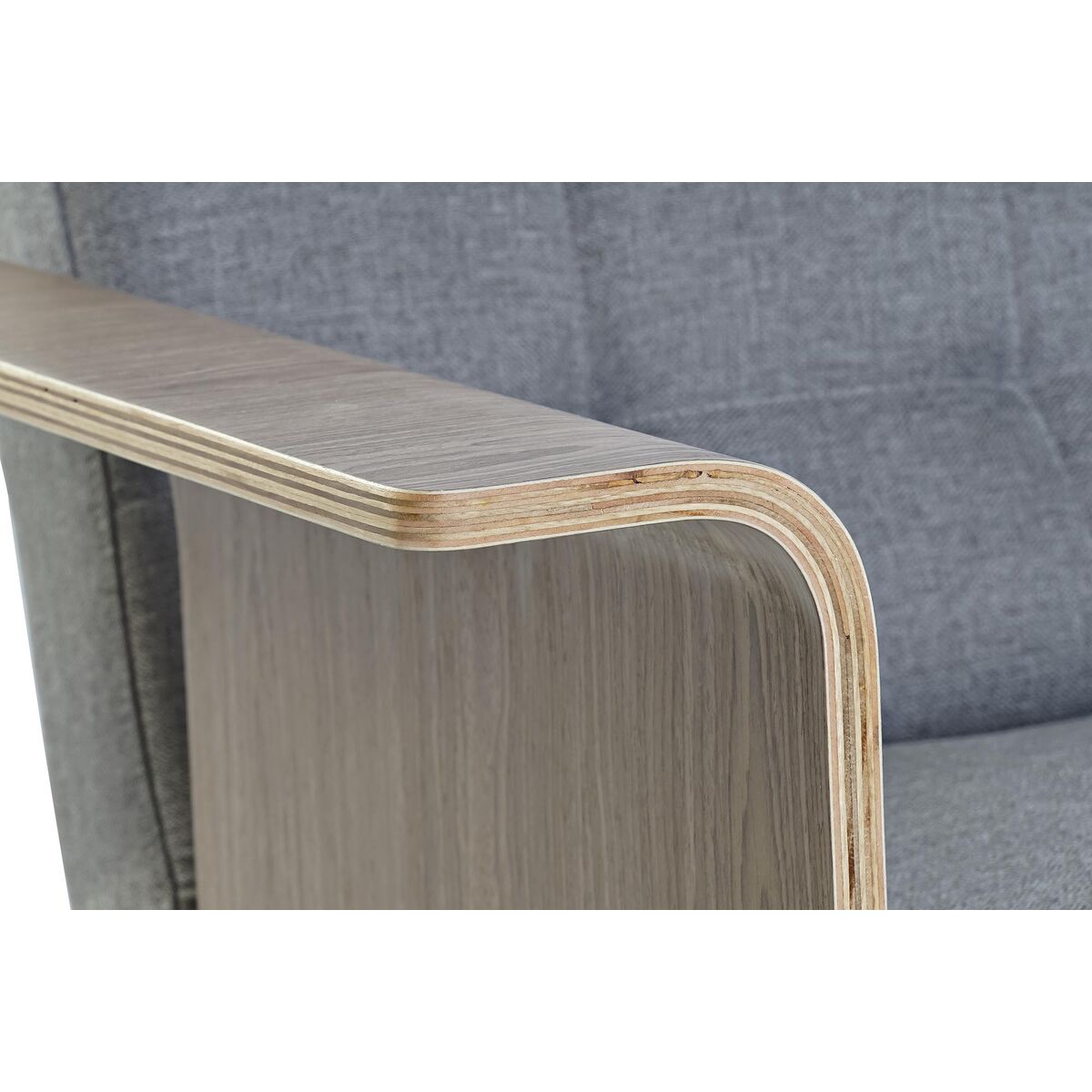 V9HF734BE2E4611CA9578C545A8A56ADE75R6376702P4