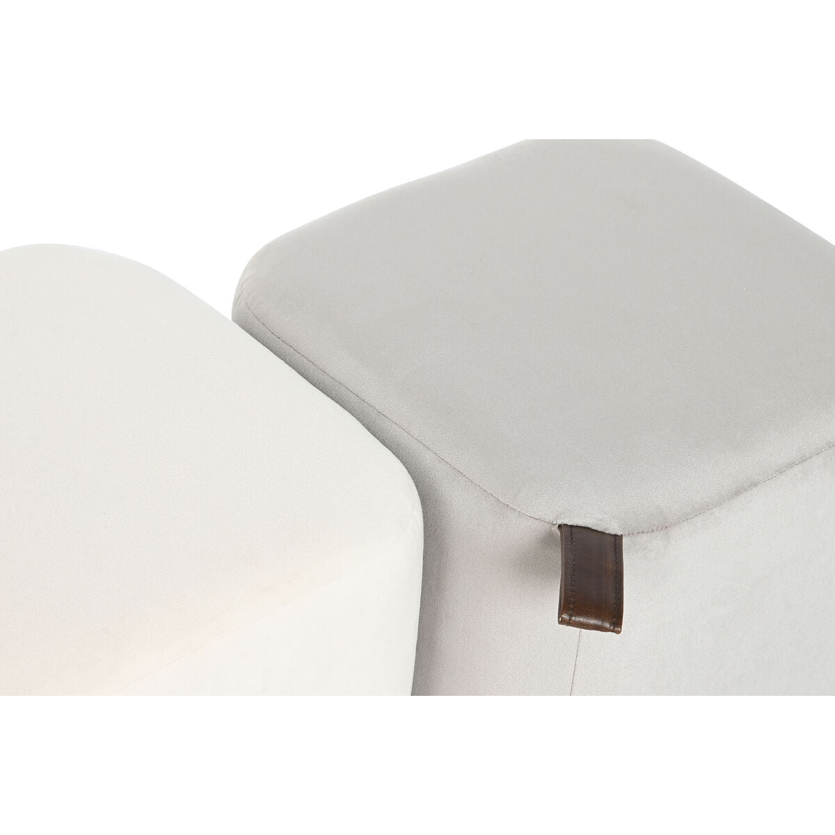 V4H4D366B860EEBC40BA2EFAB1CED60EDE9R5675639P3