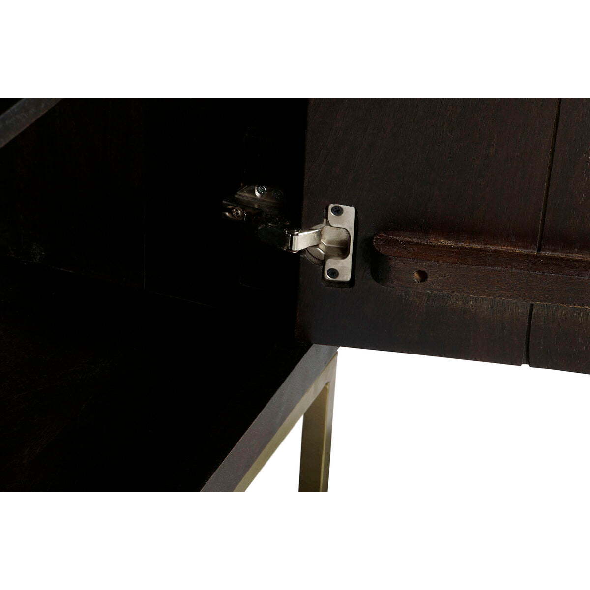 V9HB057146E3D038E33CD1099BD13BEC8C1R6380723P3