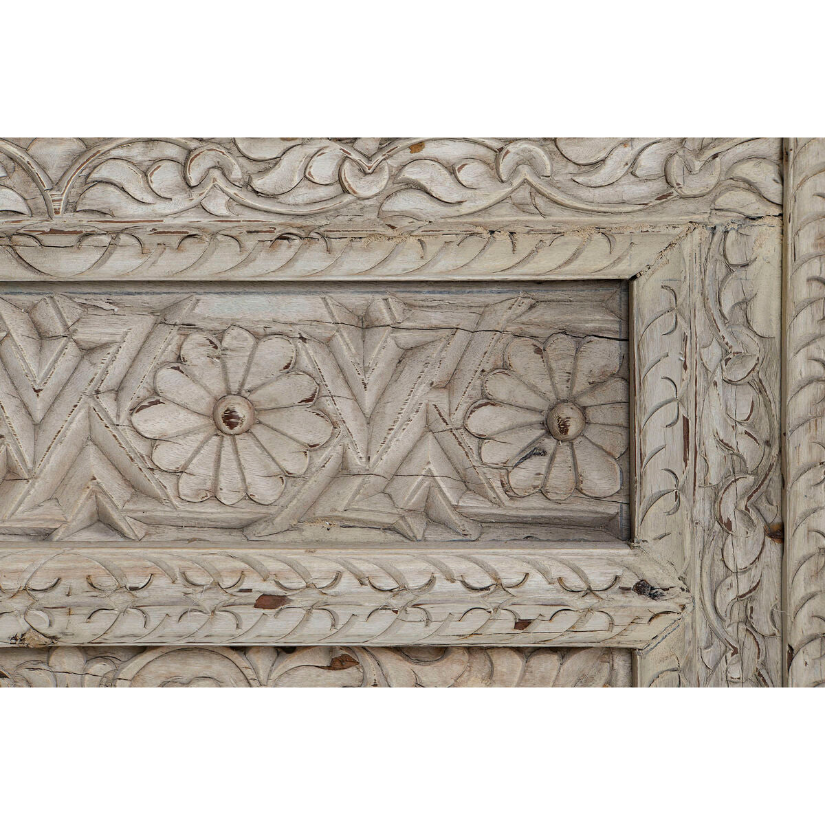 V6H9EC04812F070B0B3F4738CDE2680CA47R6385286P3