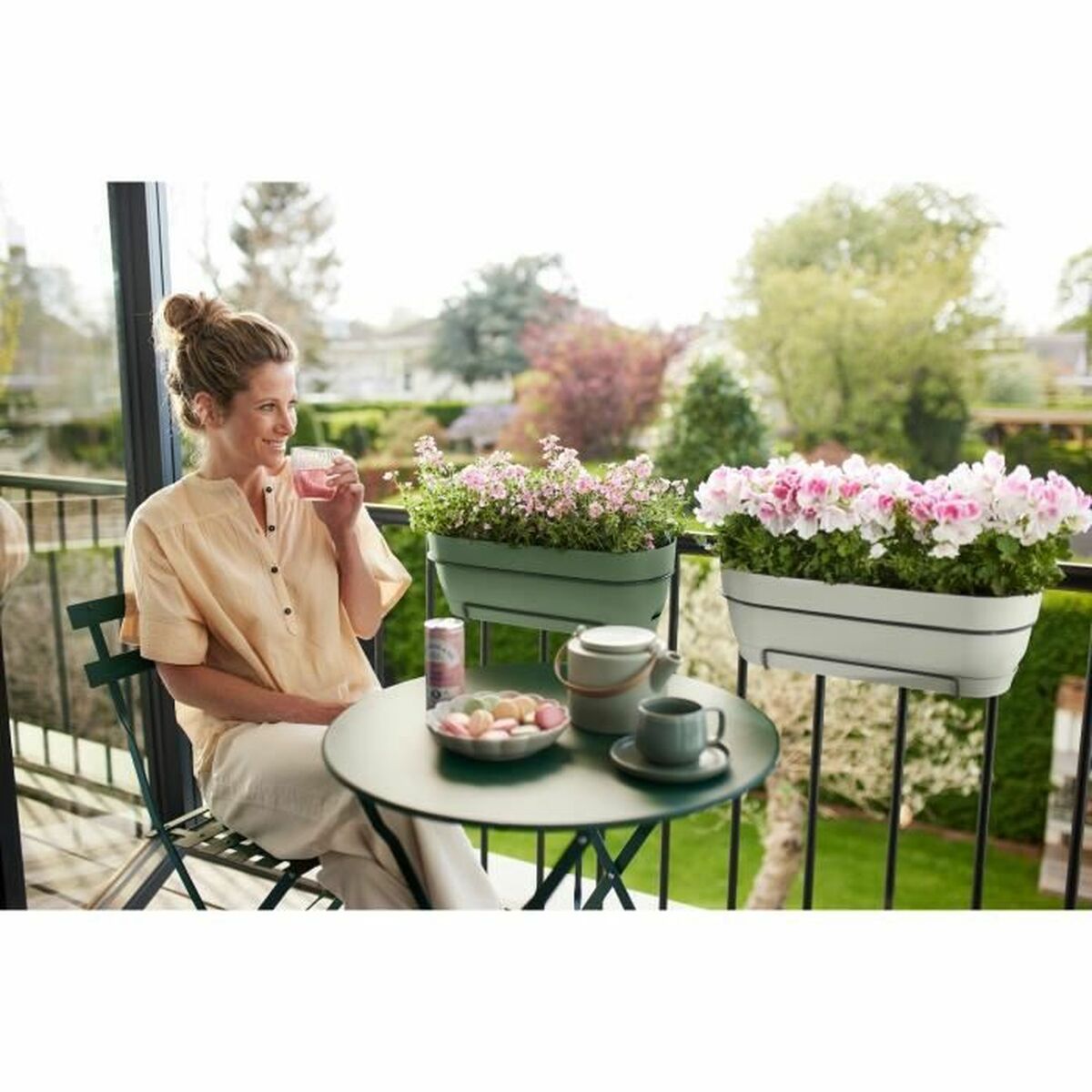 V8H5D69869D1899D103BB1A82FDB7FFF395R6448659P6