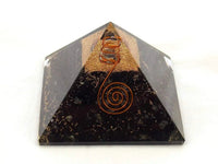 Pirâmide de Orgonite com Turmalina Negra - Grande