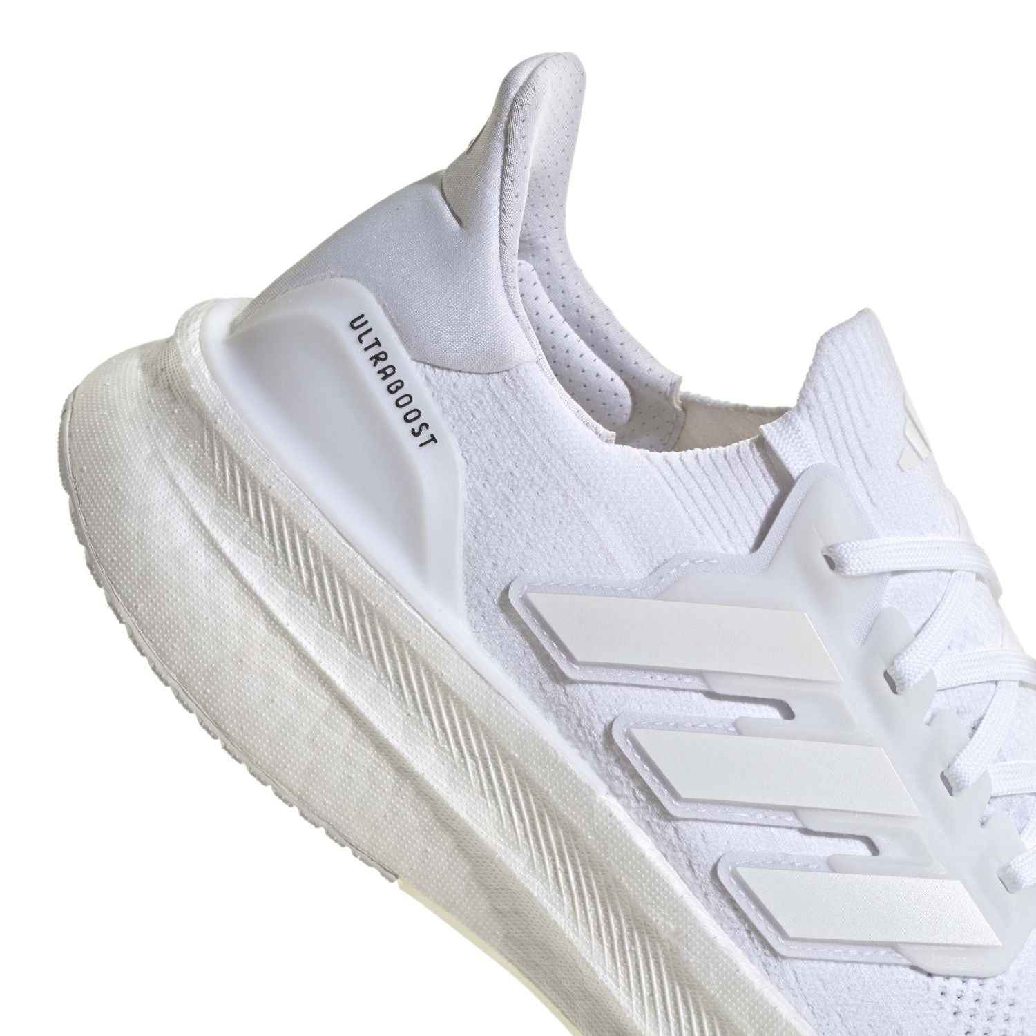 Adidas Ultraboost 5