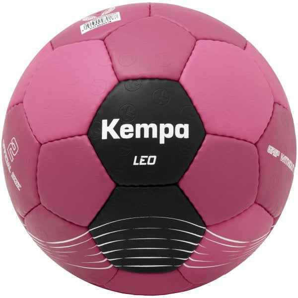 Bola Kempa Leo