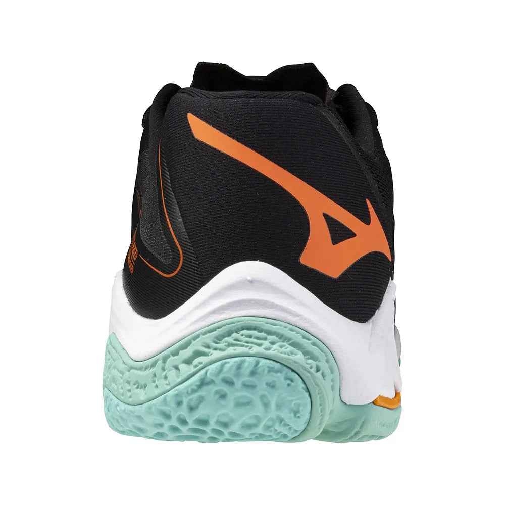 Mizuno Wave Lightning Z8