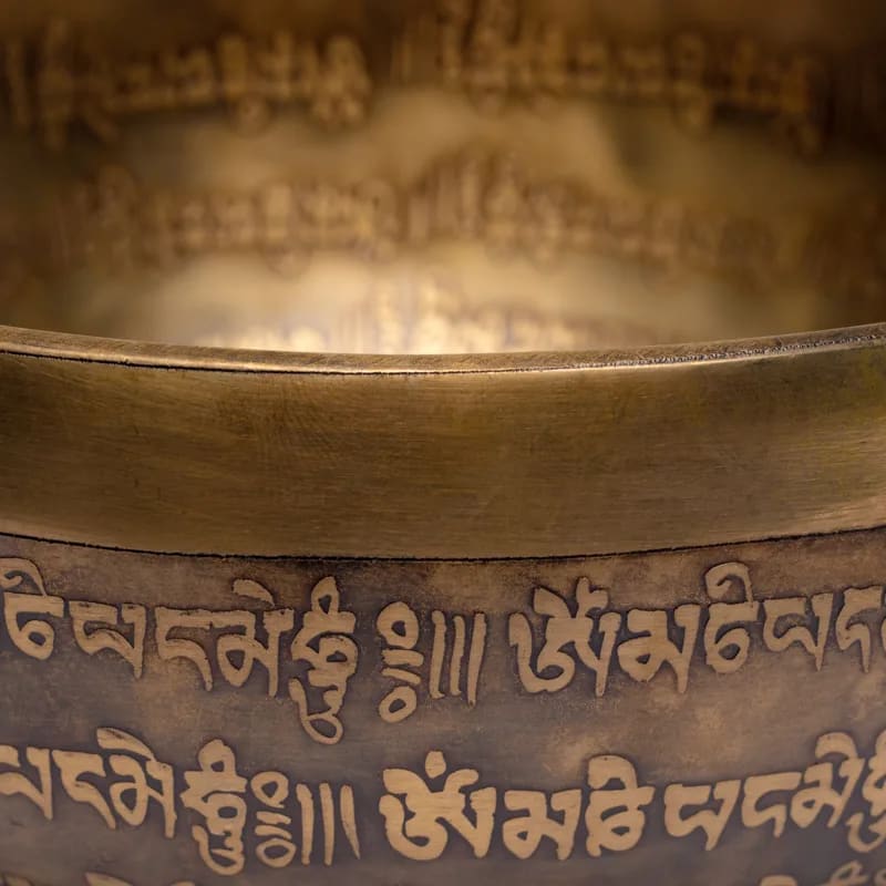 Taça tibetana Om Mani Pad Me Hum com batente em madeira