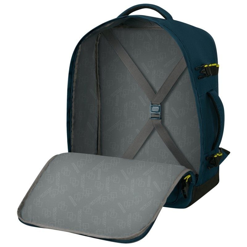 Mochila para Portátil American Tourister Take2cabin M Até 15,6" / 38,2l / Azul