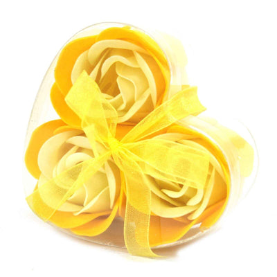 Conjunto de três flores de sabão caixa coração - Rosas da Primavera