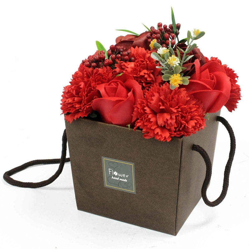 Buquê de flores de sabão - Rosa vermelha e cravo