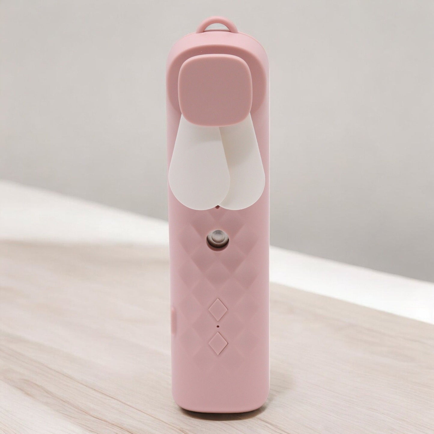 Ventilador e spray facial Pink Nano Mist - carregável por USB