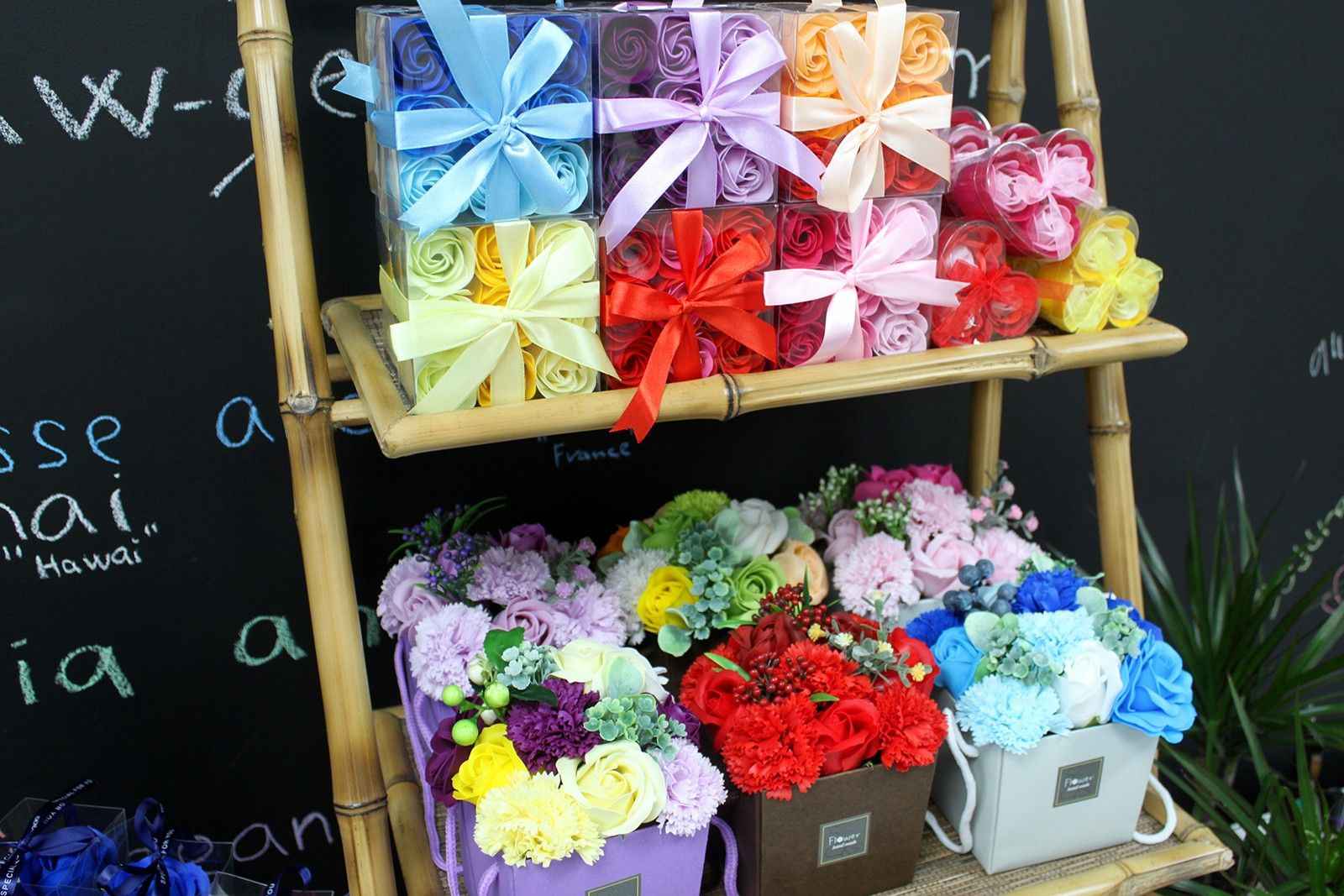 Conjunto de 9 rosas de sabonete - Rosas cor de pêssego