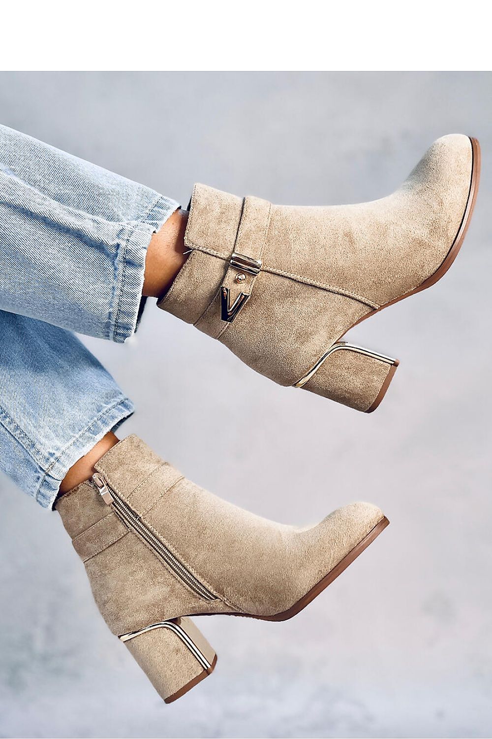 Heel boots model 187393