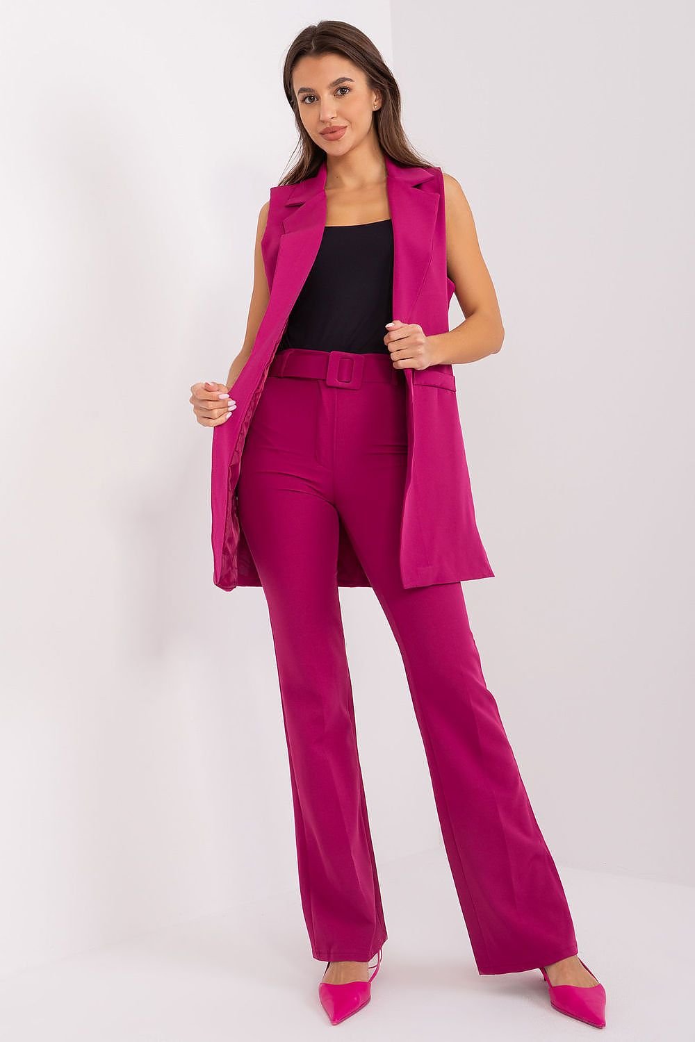 Women trousers model 187457