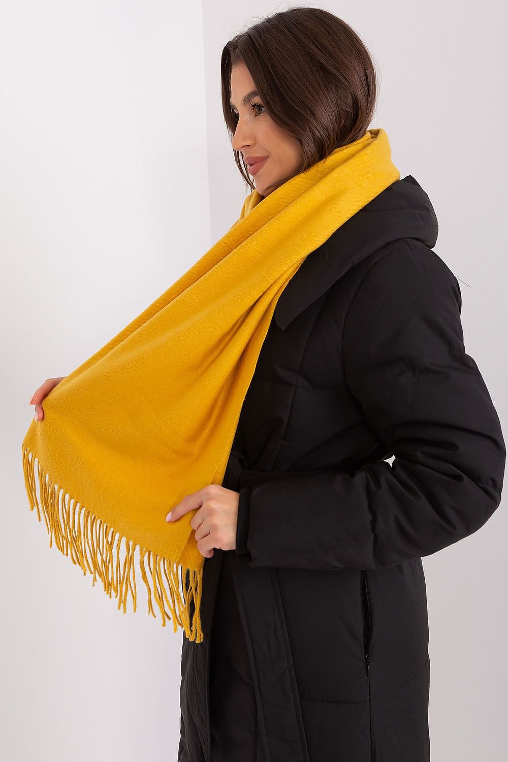 Shawl model 187614