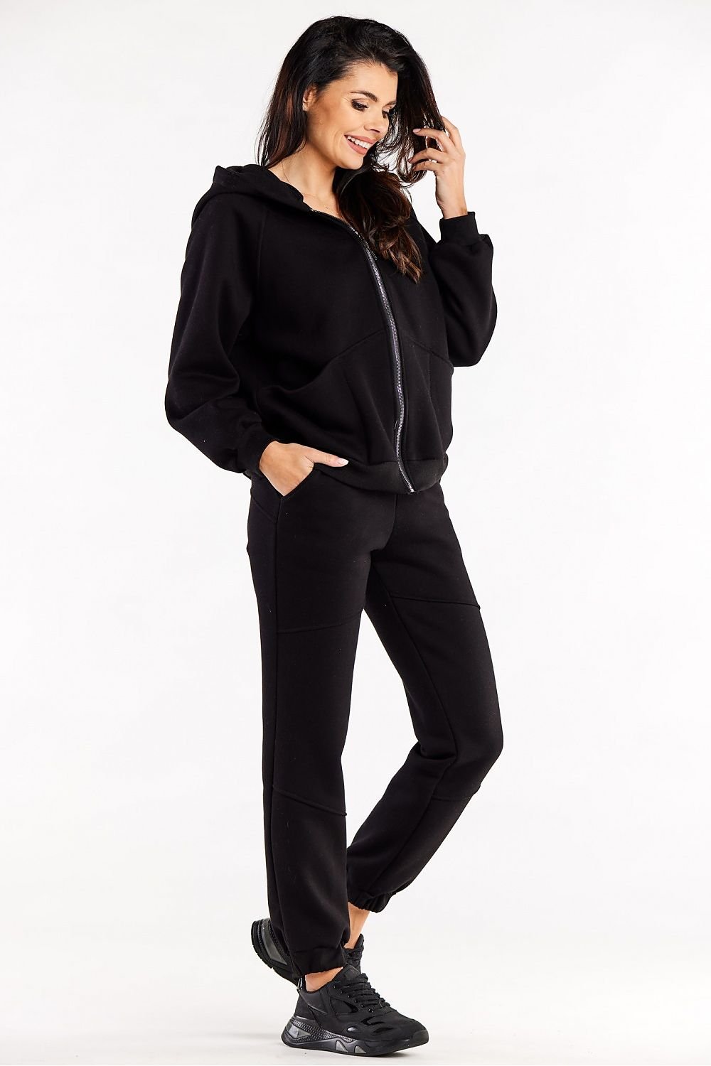 Tracksuit trousers model 188029