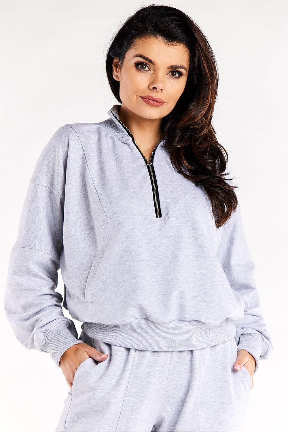 Sweatshirt model 188052