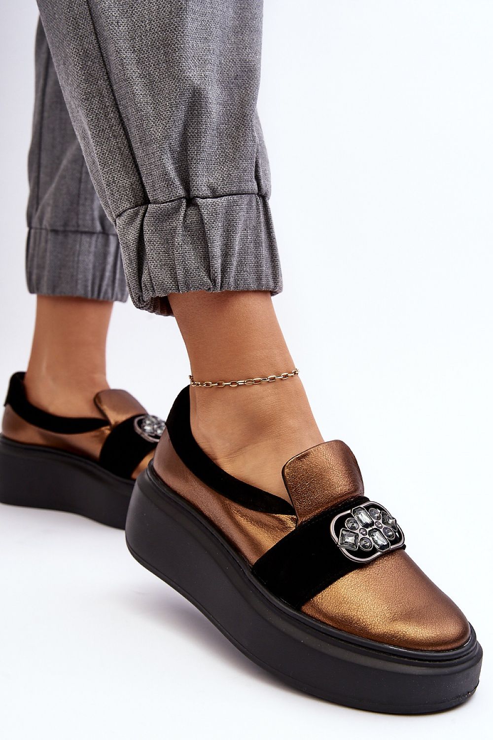 Low Shoes model 188500