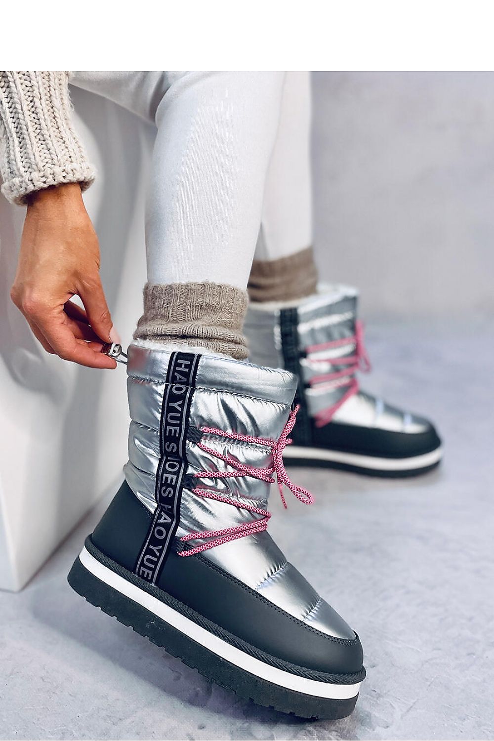 Snow boots model 188607