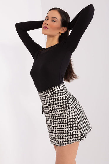 Short skirt model 188784