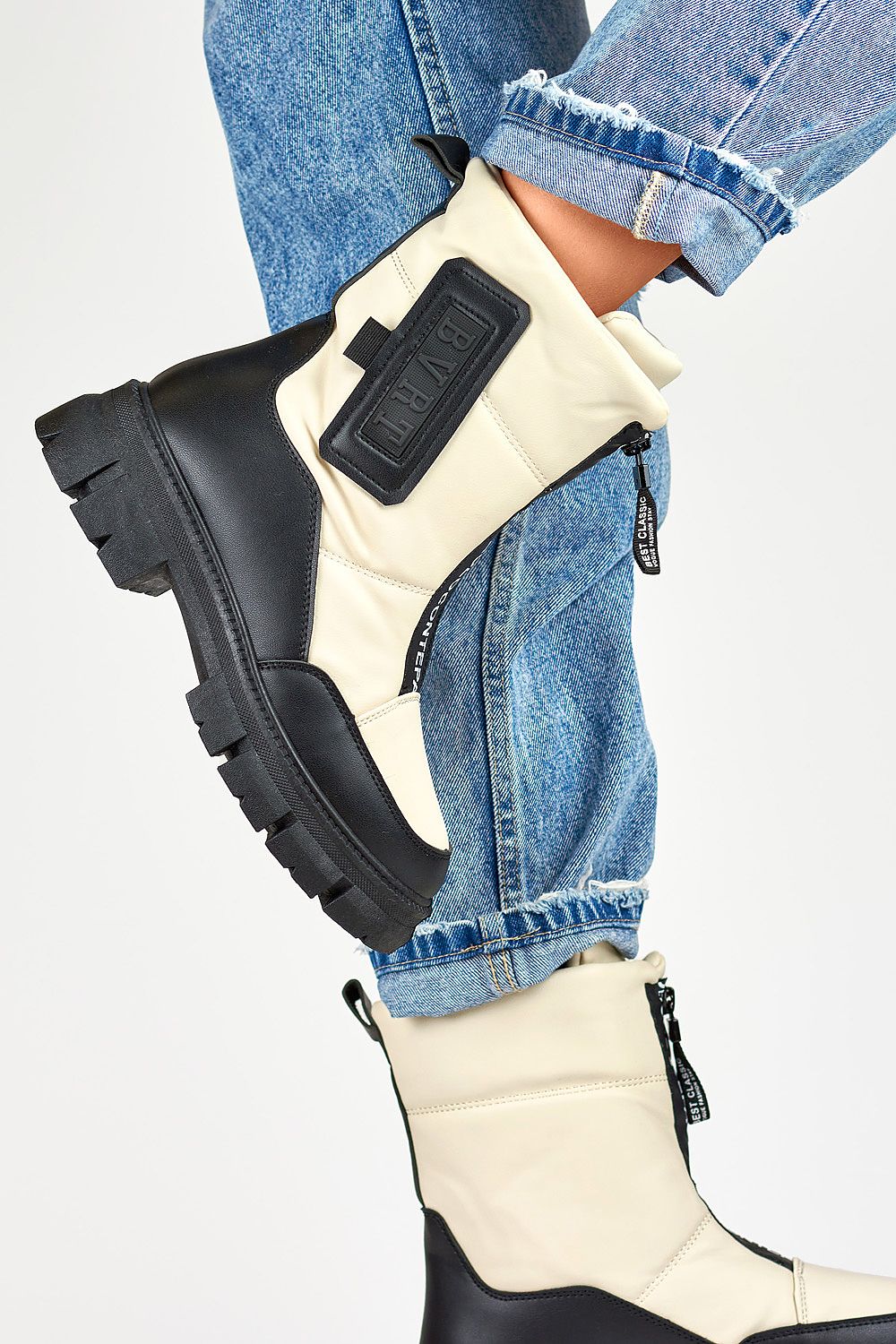 Snow boots model 189131