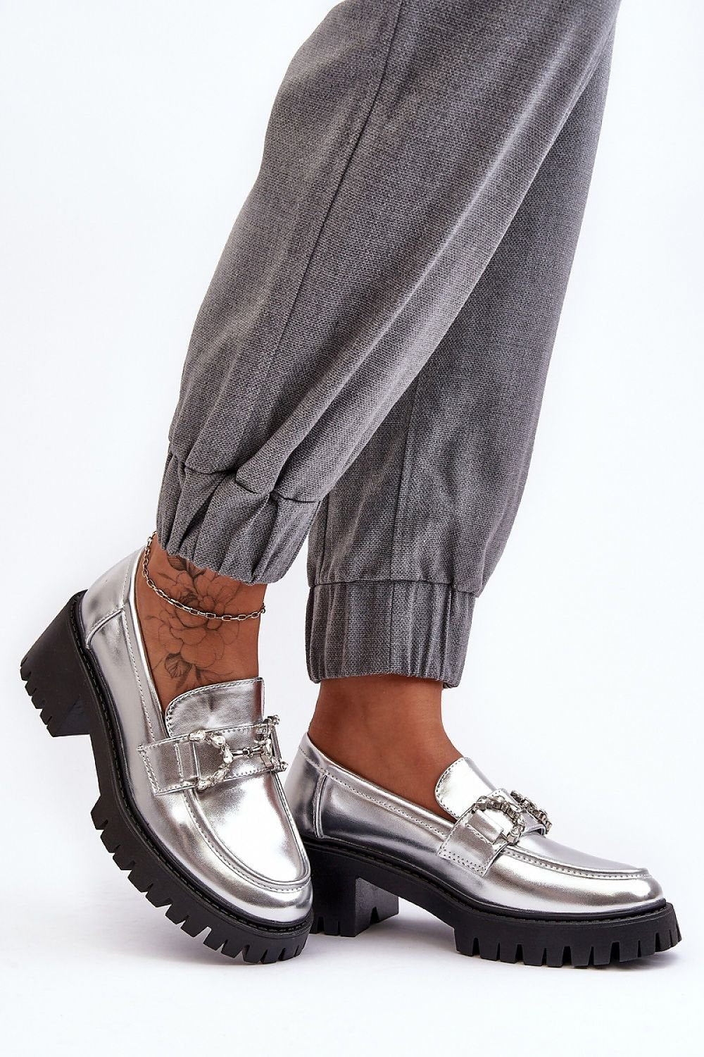 Heeled low shoes model 189876