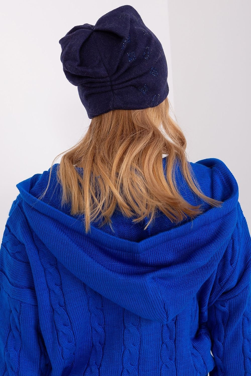 Cap model 189899