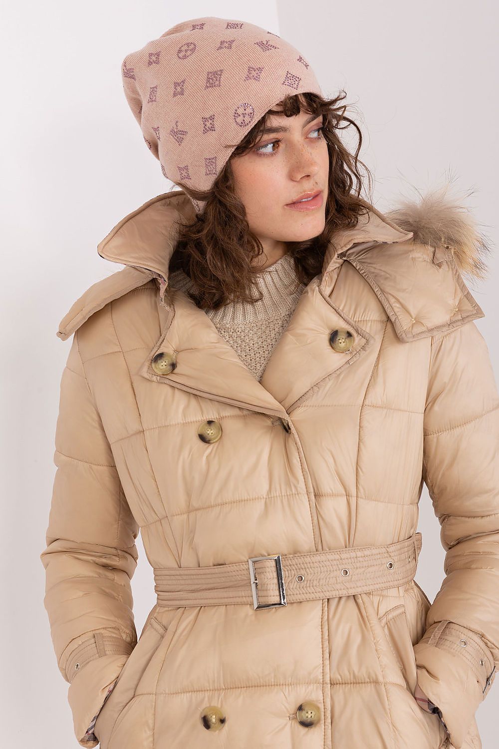 Cap model 189904