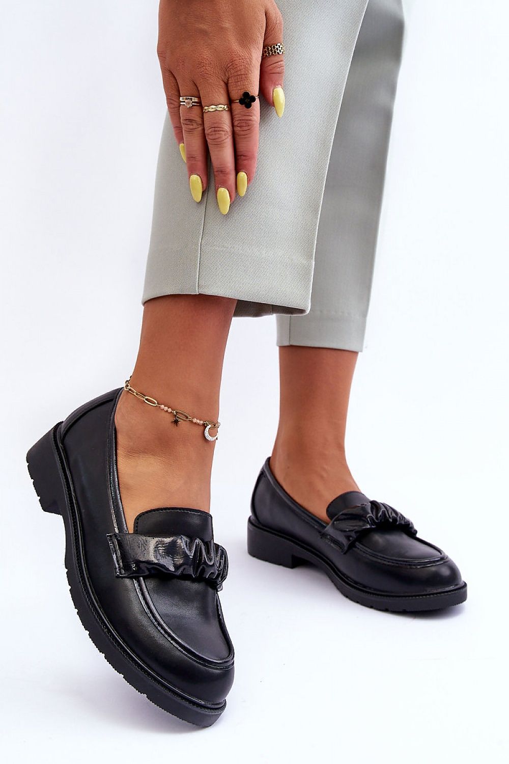 Low Shoes model 190181