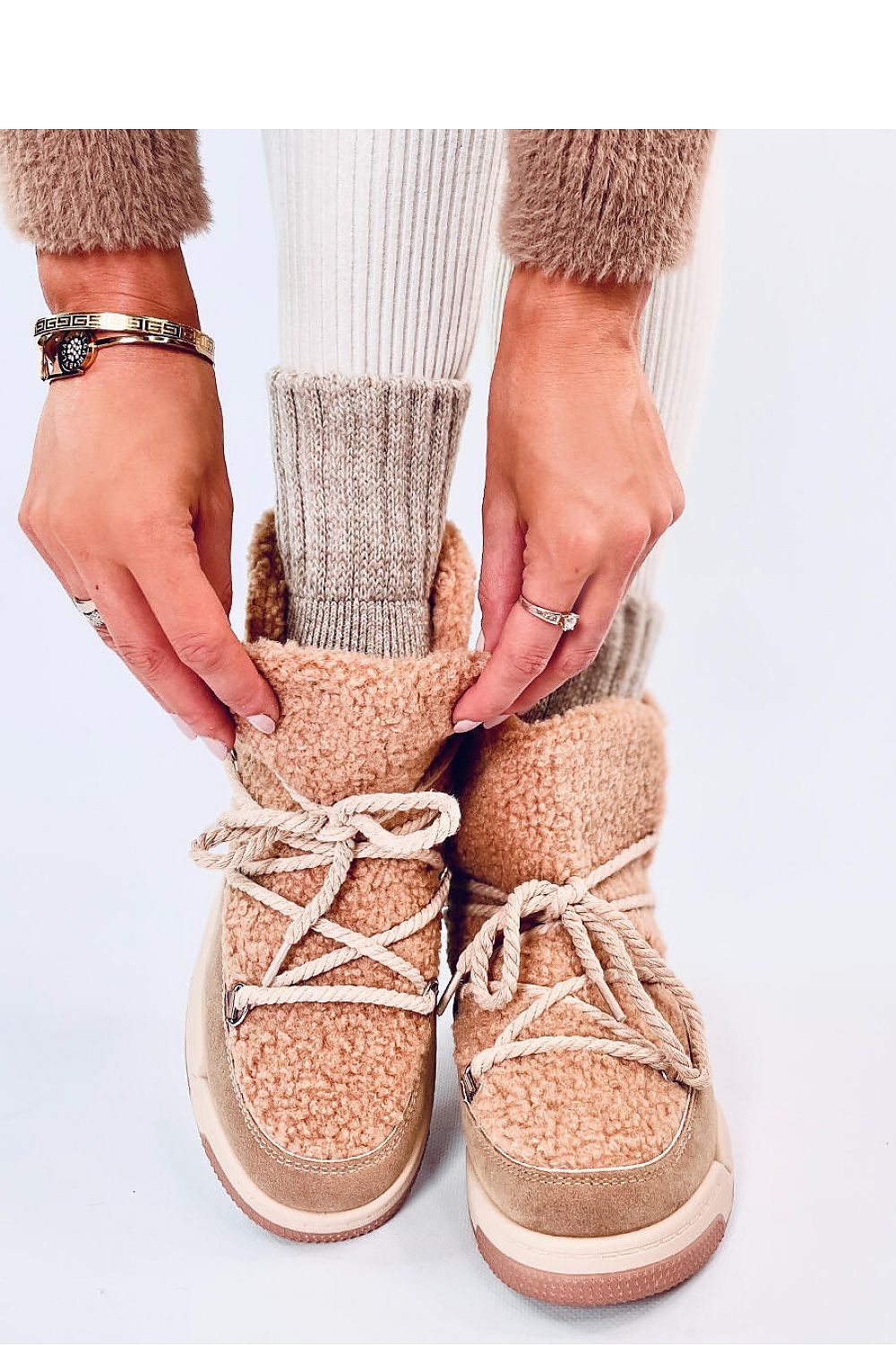 Snow boots model 190354