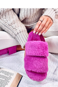 Slippers model 190359