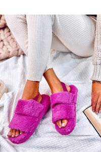 Slippers model 190359