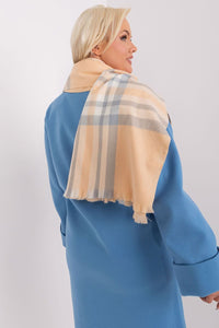 Shawl model 190564
