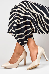 High heels model 190695