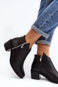 Heeled low shoes model 190708
