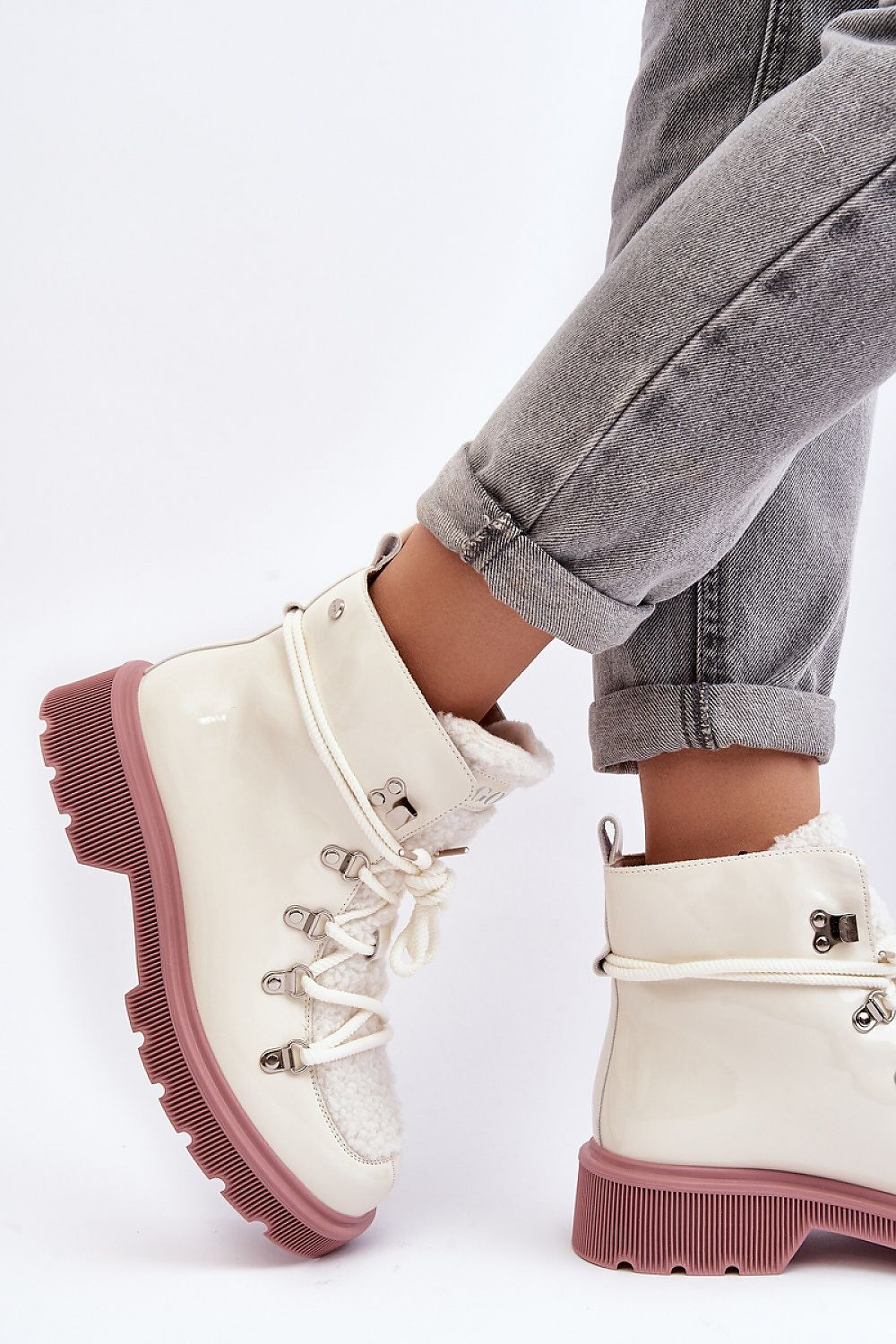 Trapper shoes model 190717