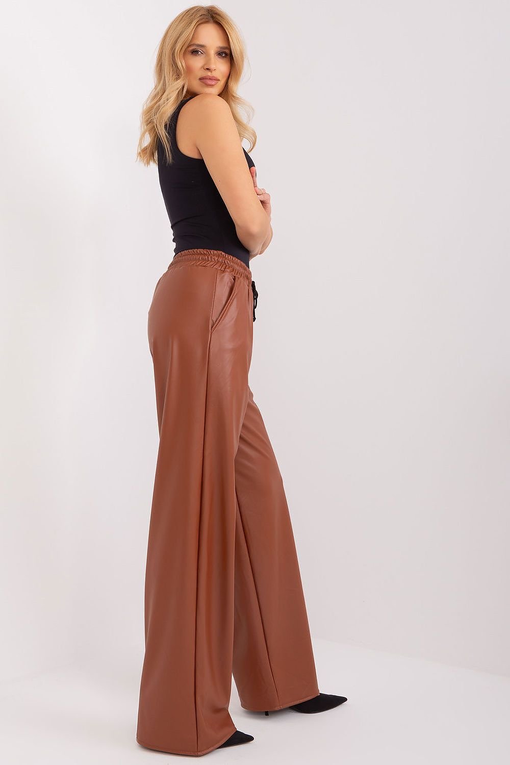 Trousers model 191564
