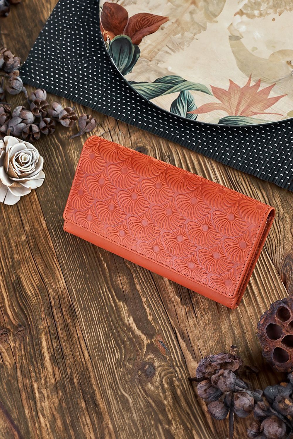 Women`s wallet model 191546