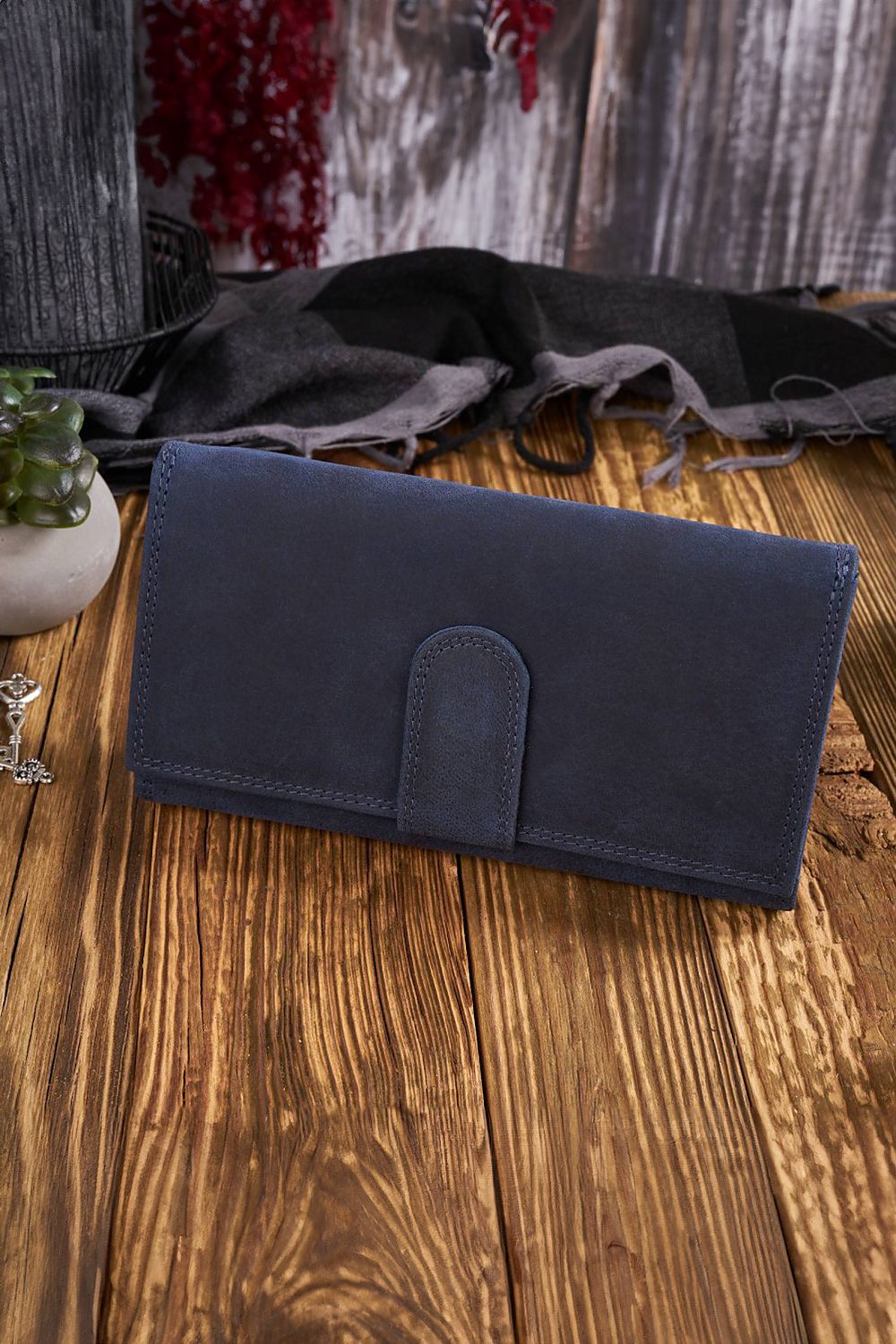 Women`s wallet model 191553