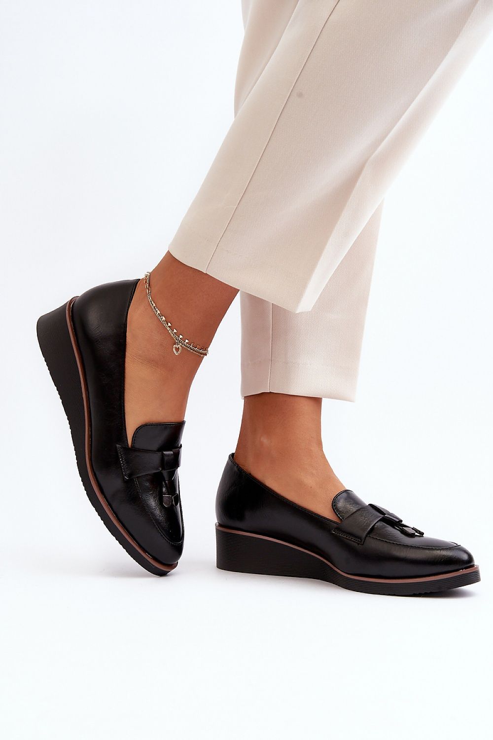 Buskin low shoes model 191992
