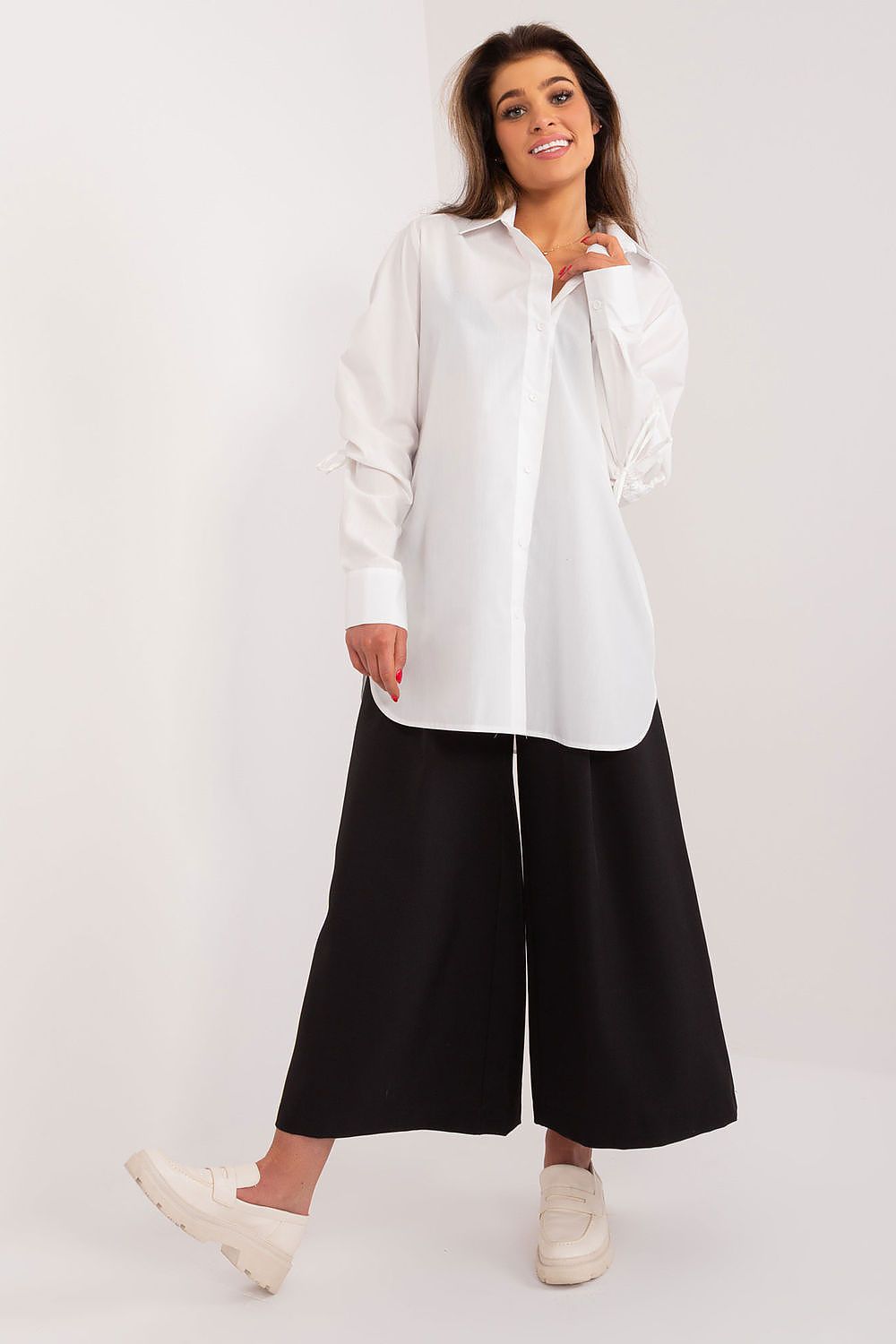 Long sleeve shirt model 192525