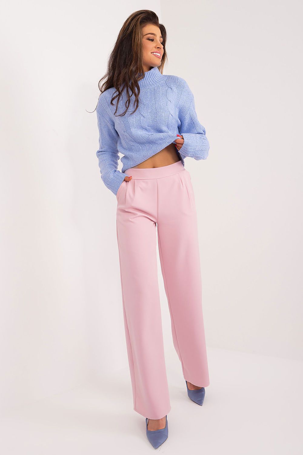 Women trousers model 192725
