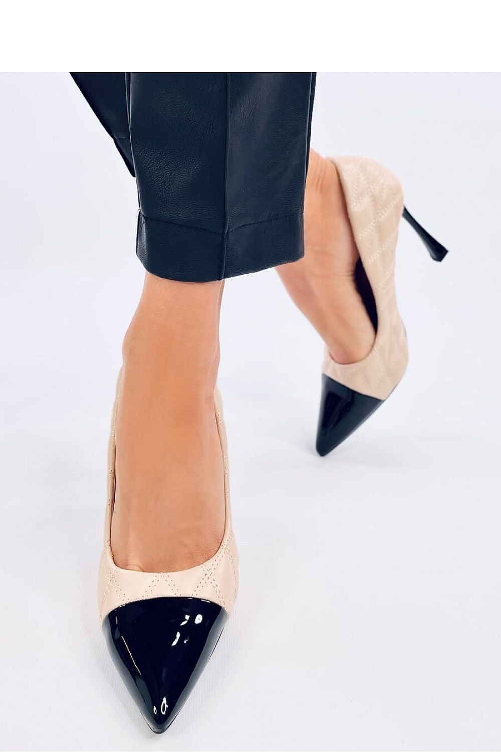 Strappy high heels model 192739