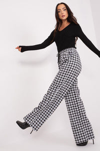 Women trousers model 193133