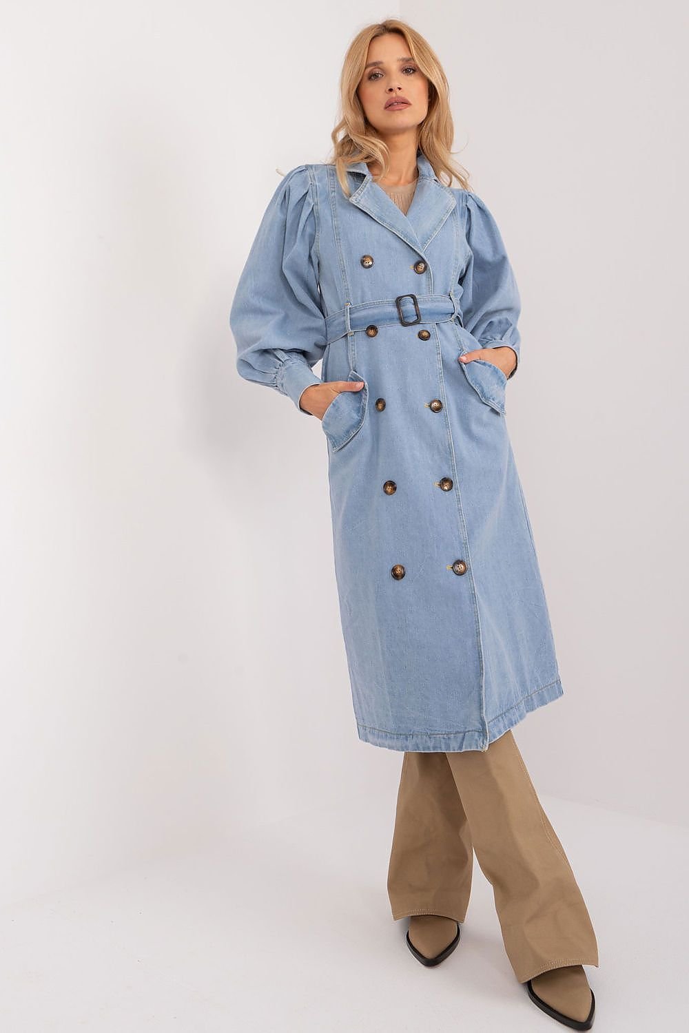 Coat model 193255