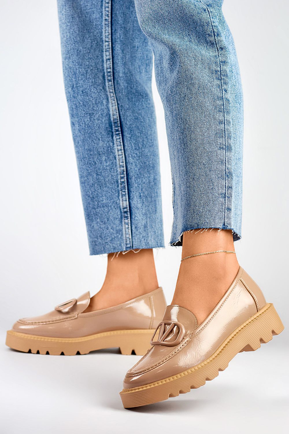 Low Shoes model 193744