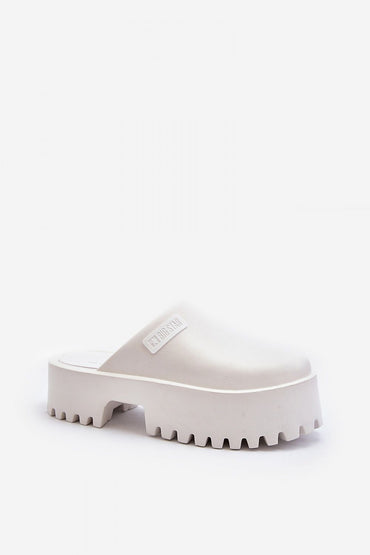 Flip-flops model 194121
