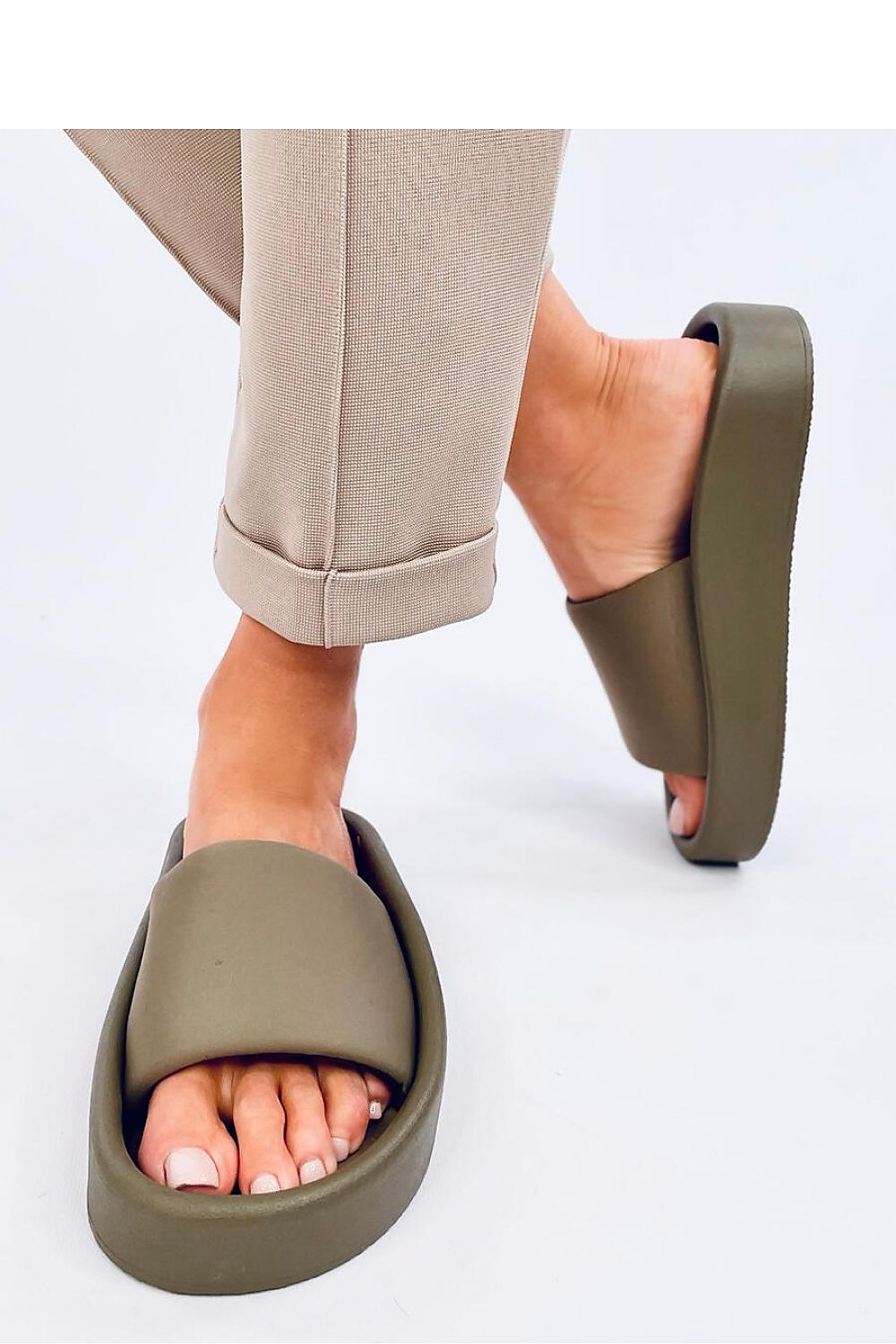 Flip-flops model 194634