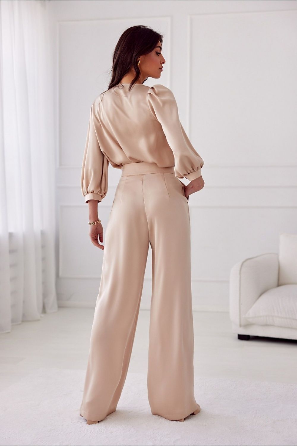 Women trousers model 194765