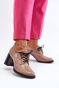 Heeled low shoes model 195405